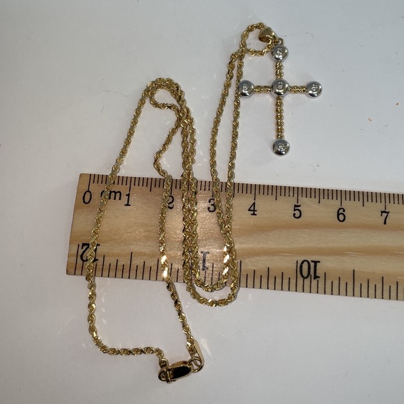 Real 14K Yellow Gold Natural Diamond Bezel Religious Cross Pendant Rope Necklace - Picture 5 of 17